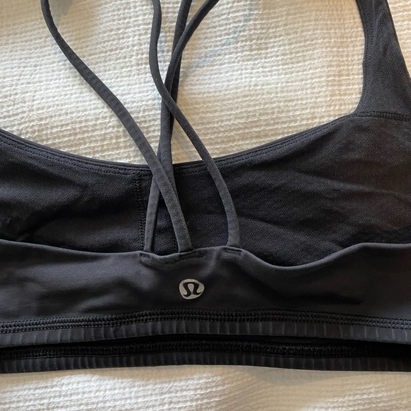 Black lululemon Y bra. Removable pads not included. - Picture 3 of 5